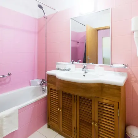 Fantastico Studio Com Acesso Directo A Piscina